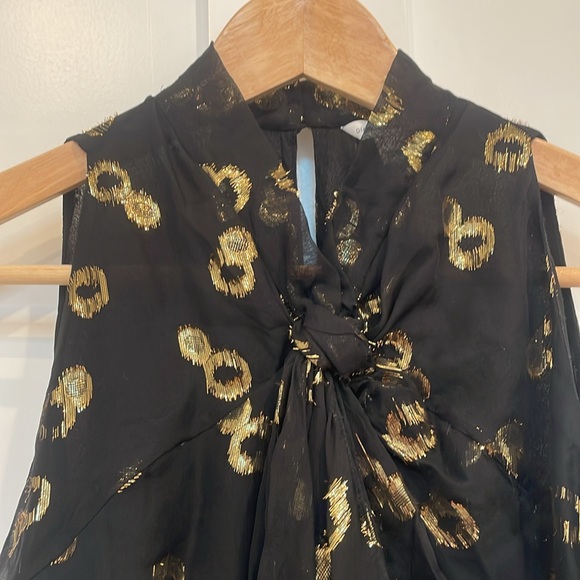 Diane von Furstenberg size 2 silk top - Picture 2 of 7